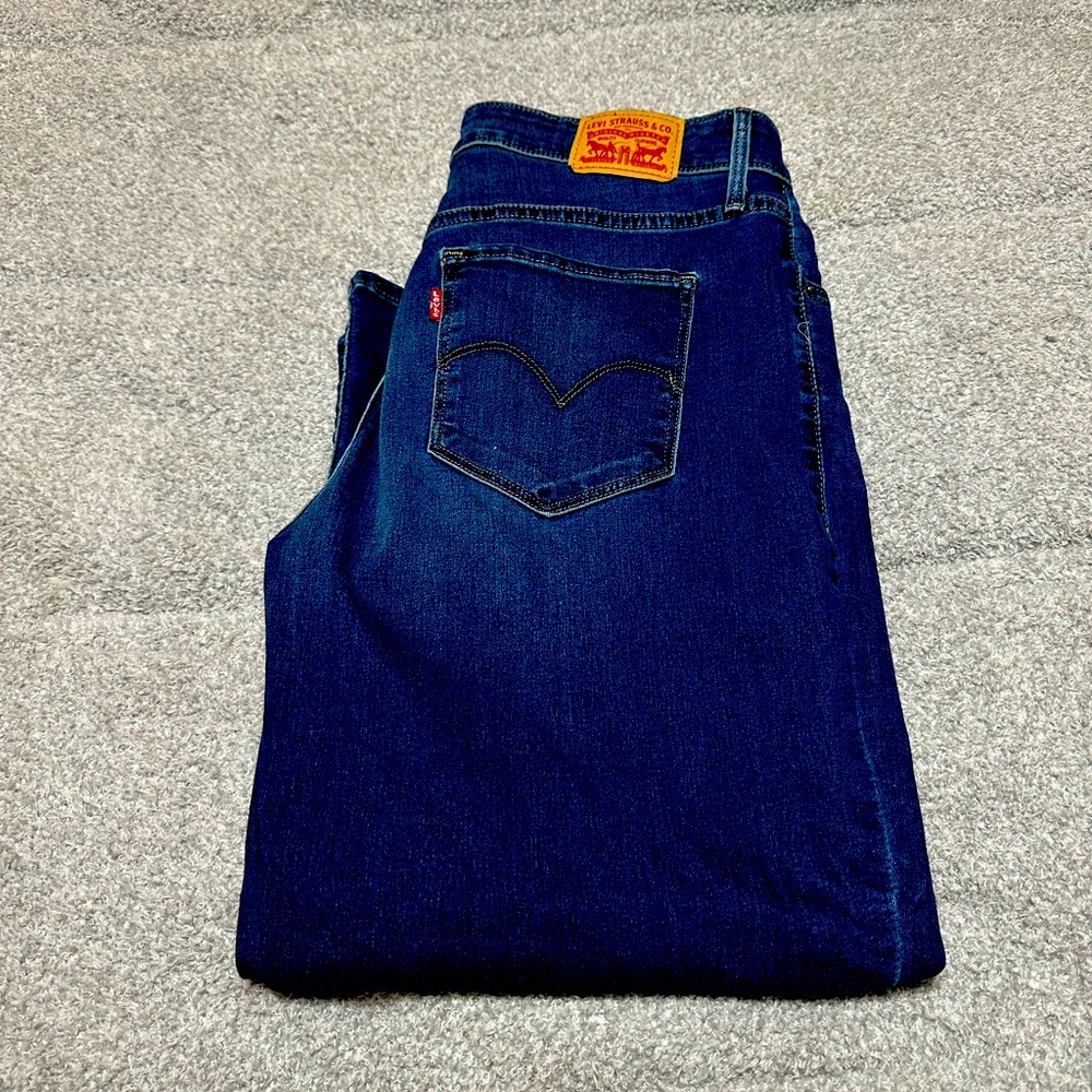 Women’s 16w capri jeans